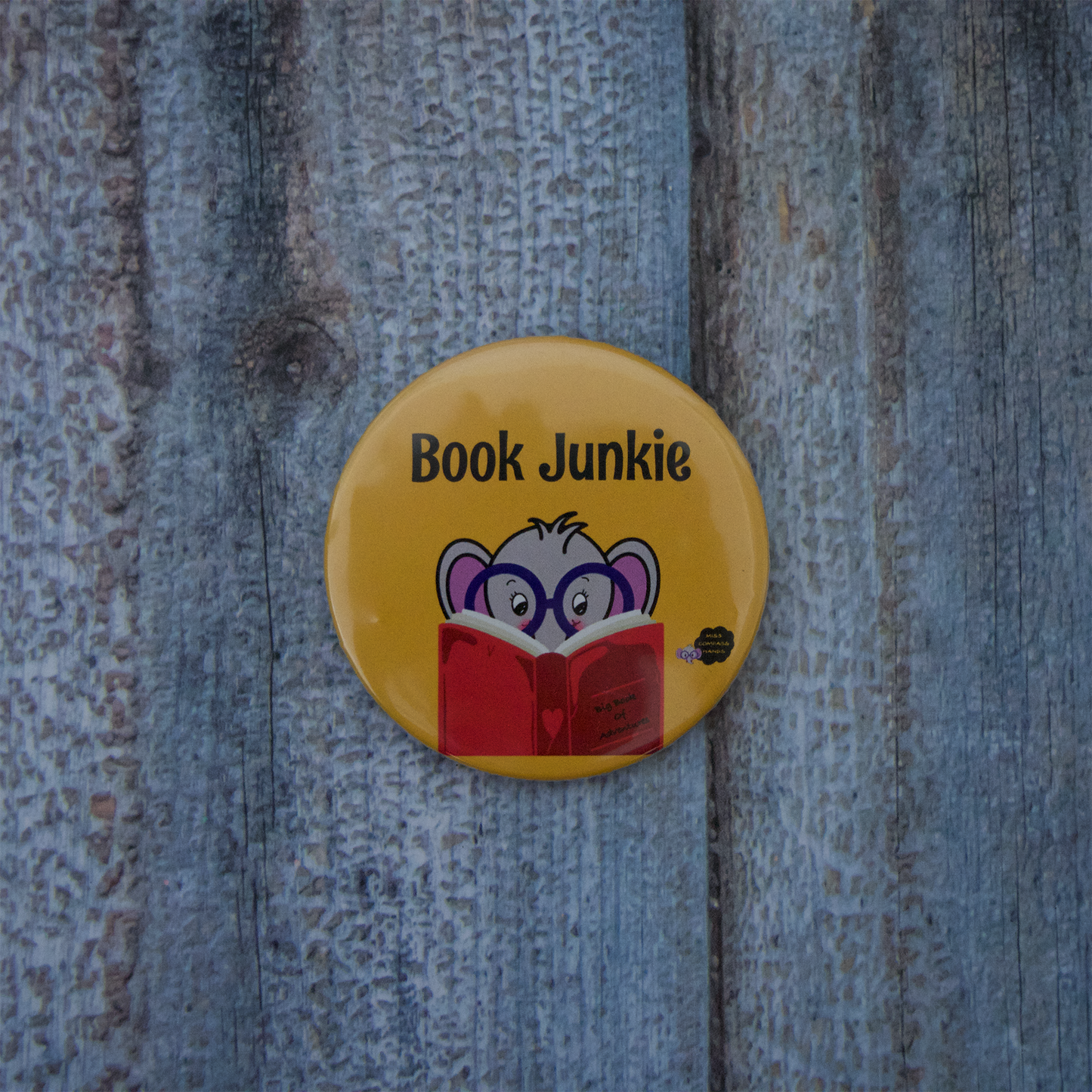 Book Junkie Badge+Magnet feat. Baby Elephants - Miss Compass Hands